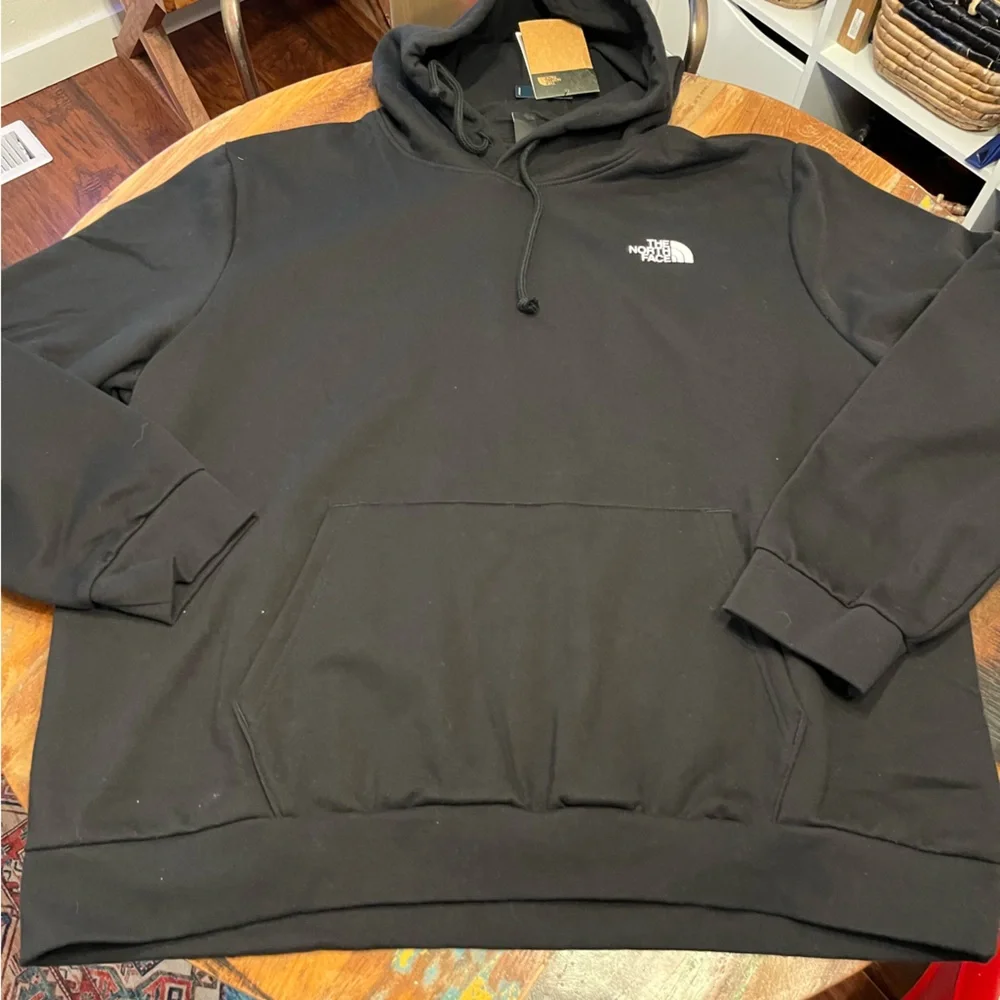 NWT North Face Men’s Hoodie